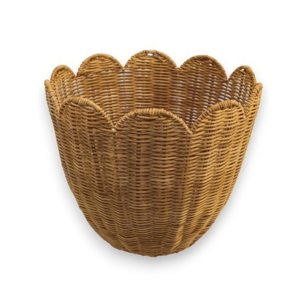 My Texas House Scalloped Decorative Basket‎
